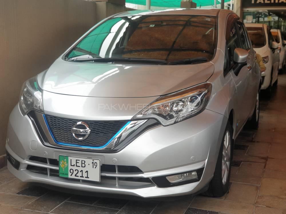 Nissan Note 2017 for Sale in Lahore Image-1