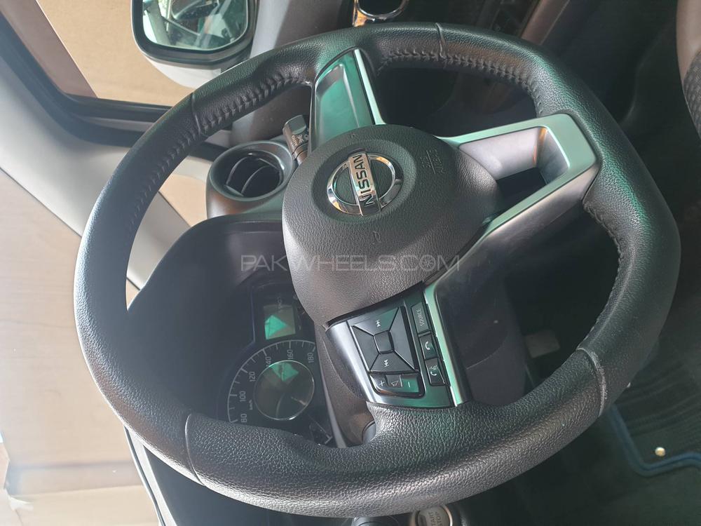 Nissan Note 2017 for Sale in Lahore Nissan Note 2017 for Sale in Lahore Image-10