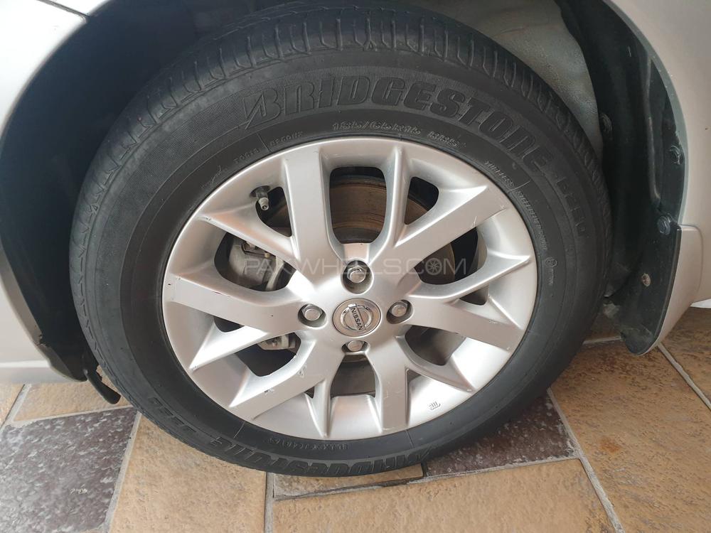 Nissan Note 2017 for Sale in Lahore Nissan Note 2017 for Sale in Lahore Image-11