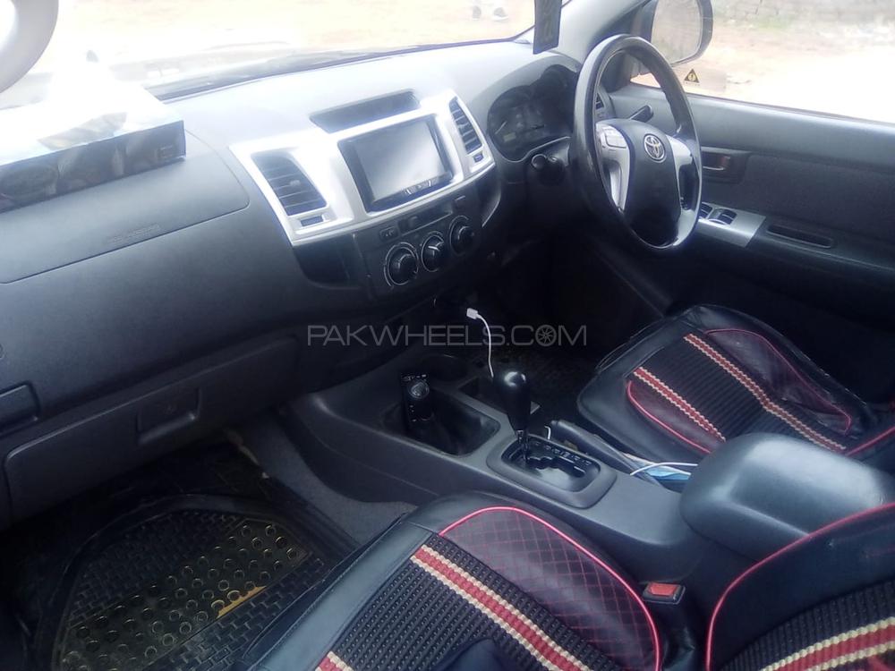 Toyota Hilux 2012 for Sale in Gujrat Toyota Hilux 2012 for Sale in Gujrat Image-3