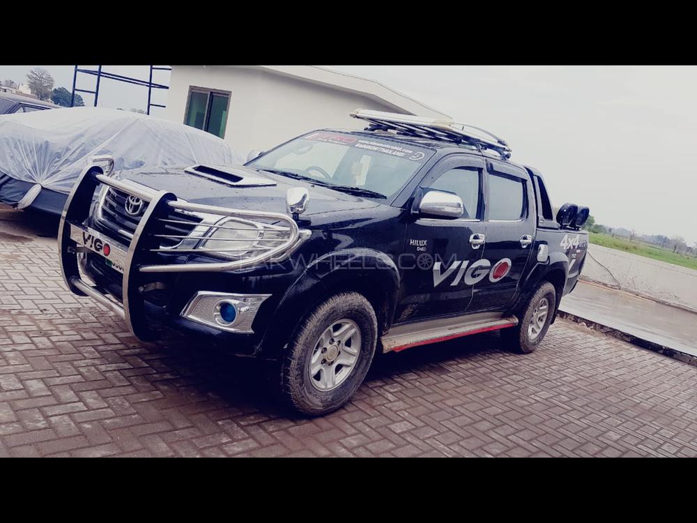 Toyota Hilux 2012 for Sale in Gujrat Toyota Hilux 2012 for Sale in Gujrat Image-5