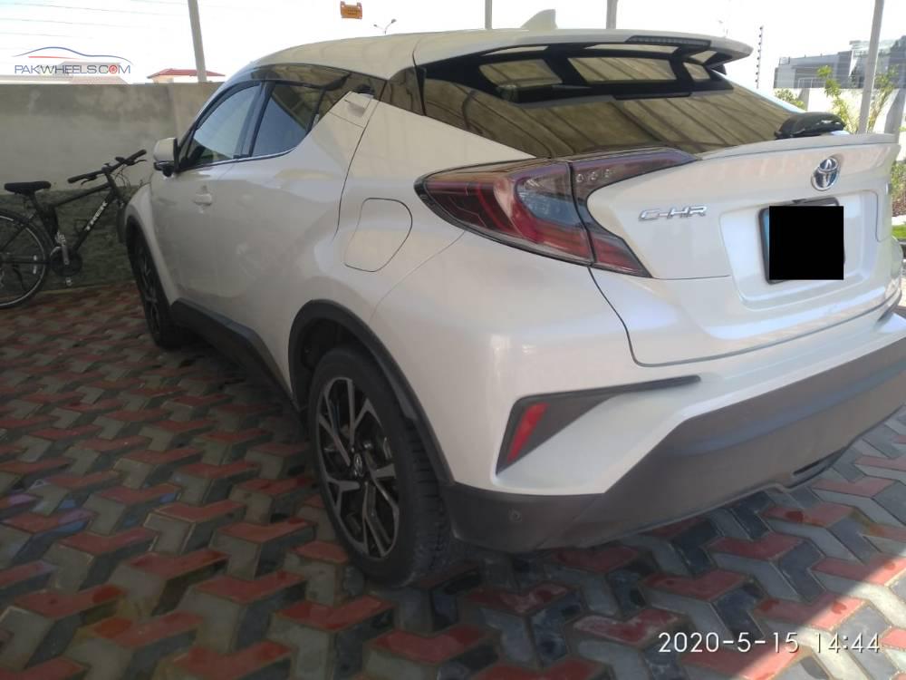 ٹویوٹا سی-ایچ آر 2017 for Sale in اسلام آباد ٹویوٹا سی-ایچ آر 2017 for Sale in اسلام آباد Image-4