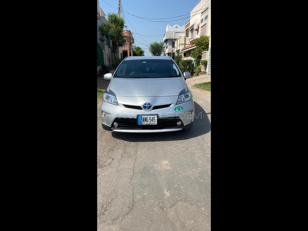 Toyota Prius 2014 for Sale in Sargodha Image-1