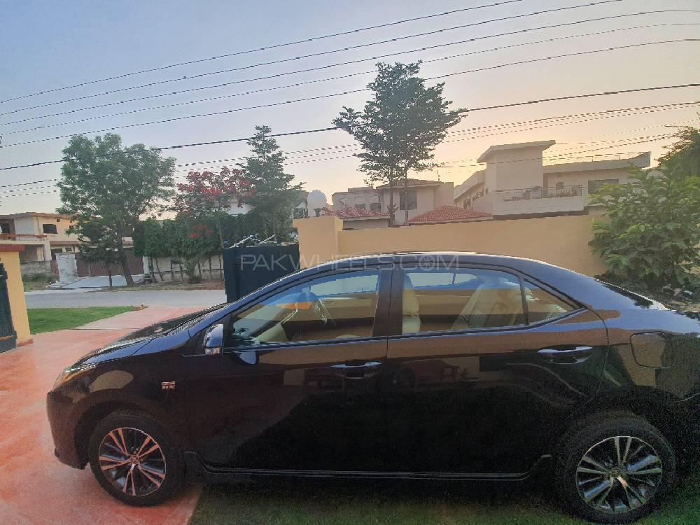 Toyota Corolla 2018 for Sale in Lahore Toyota Corolla 2018 for Sale in Lahore Image-7