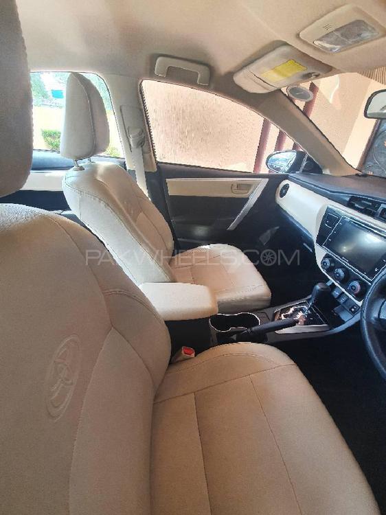 Toyota Corolla 2018 for Sale in Lahore Toyota Corolla 2018 for Sale in Lahore Image-11