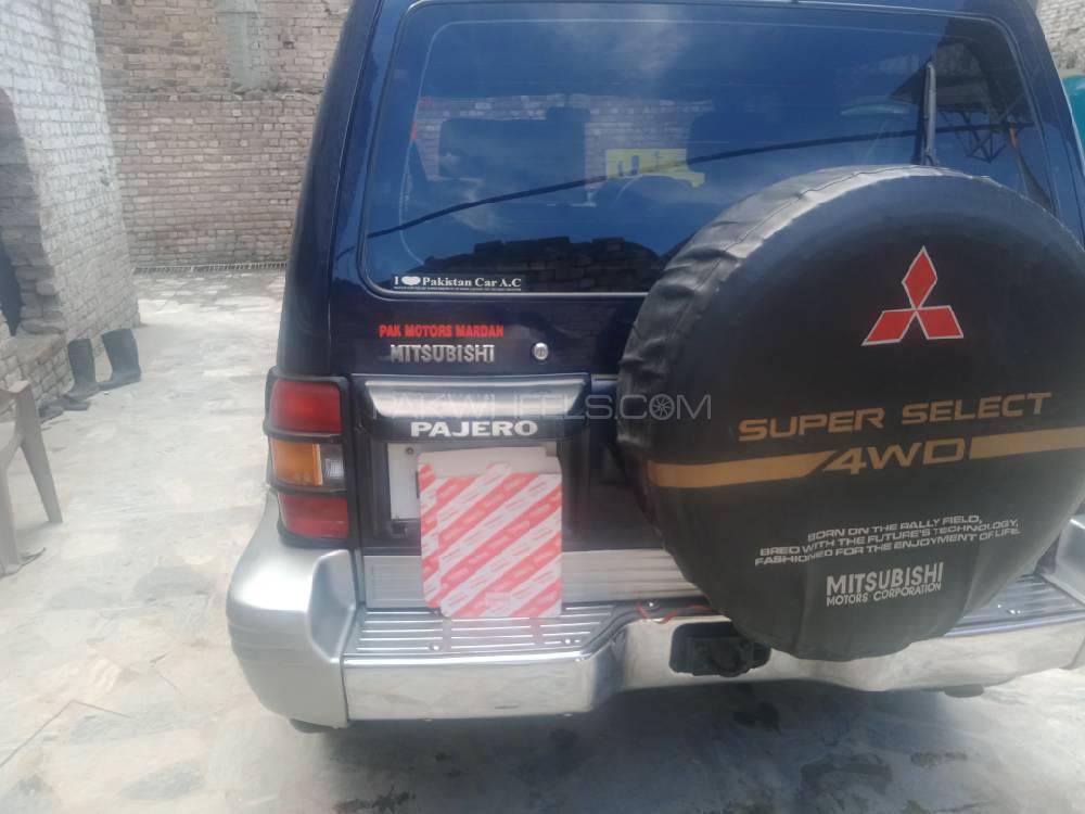 Mitsubishi Pajero 1994 for Sale in Peshawar Mitsubishi Pajero 1994 for Sale in Peshawar Image-18