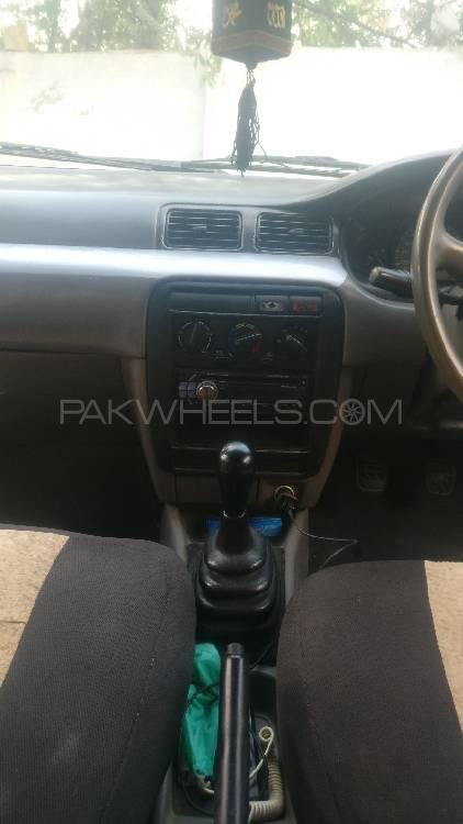 Nissan Sunny 1999 for Sale in Mian Wali Image-1