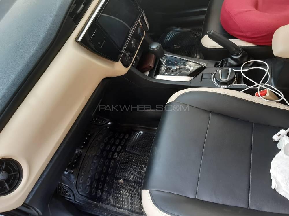 Toyota Corolla 2019 for Sale in Lahore Toyota Corolla 2019 for Sale in Lahore Image-13
