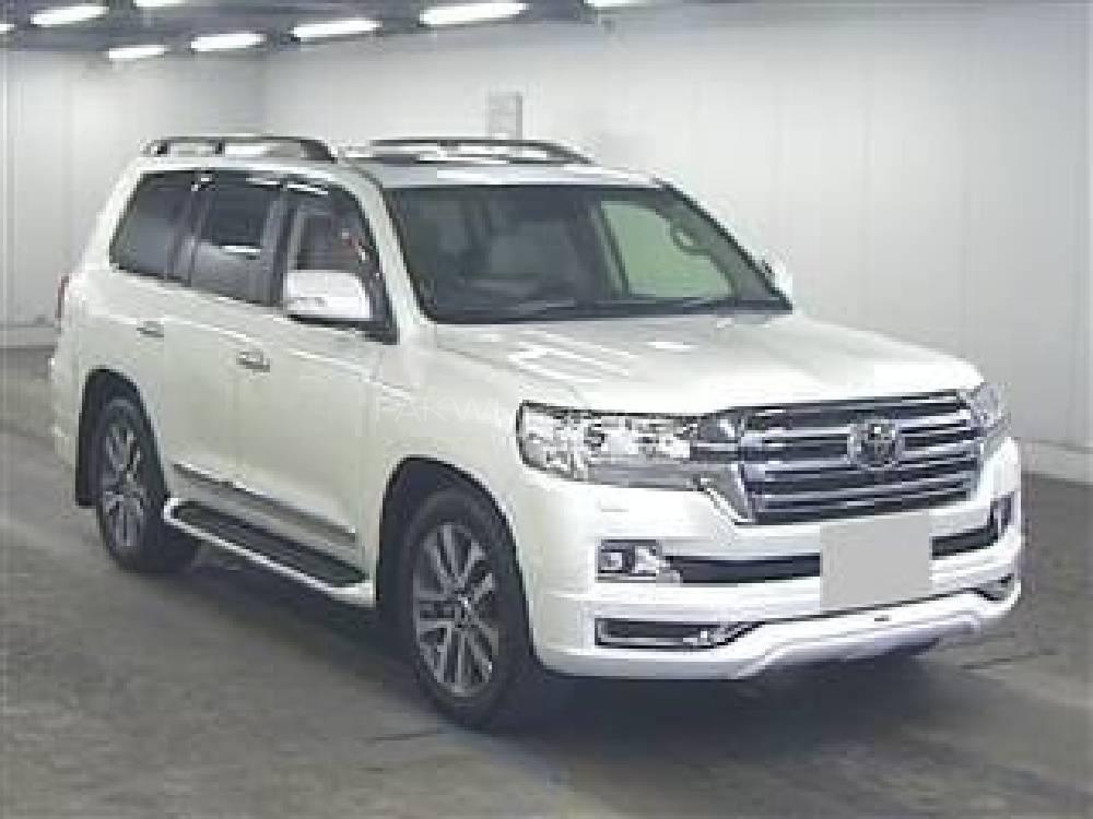 Toyota Land Cruiser 2017 for Sale in Islamabad Image-1