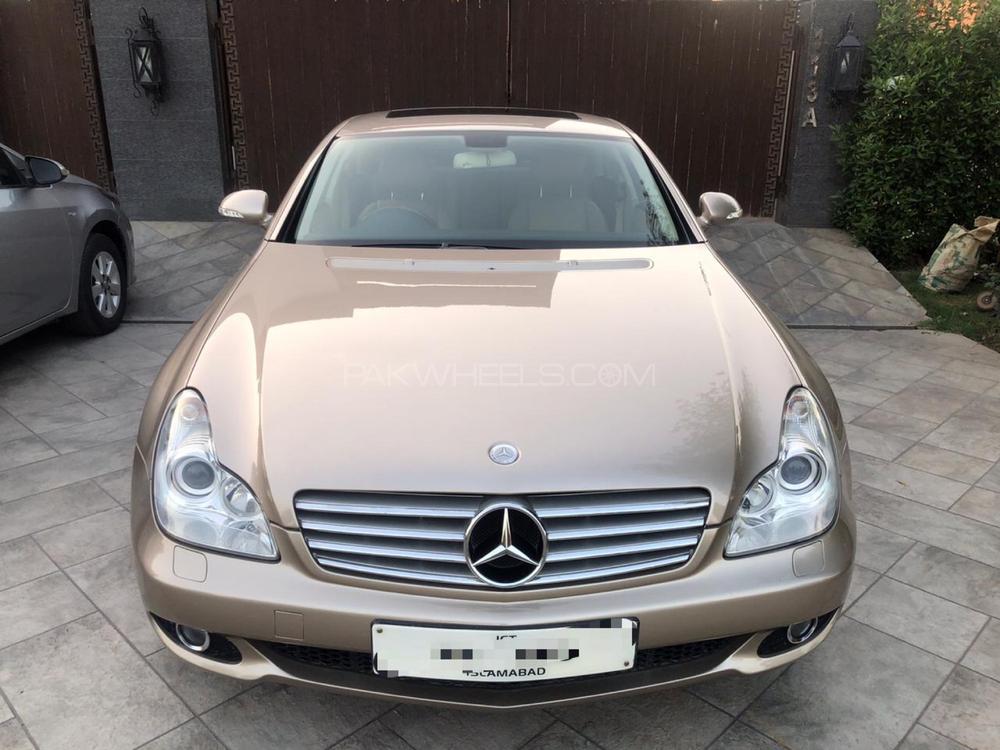 Mercedes Benz CLS Class 2005 for Sale in Lahore Image-1