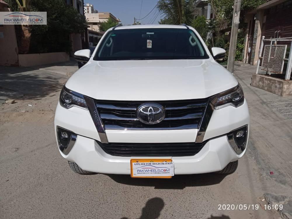 Toyota Fortuner 2019 for Sale in Karachi Image-1