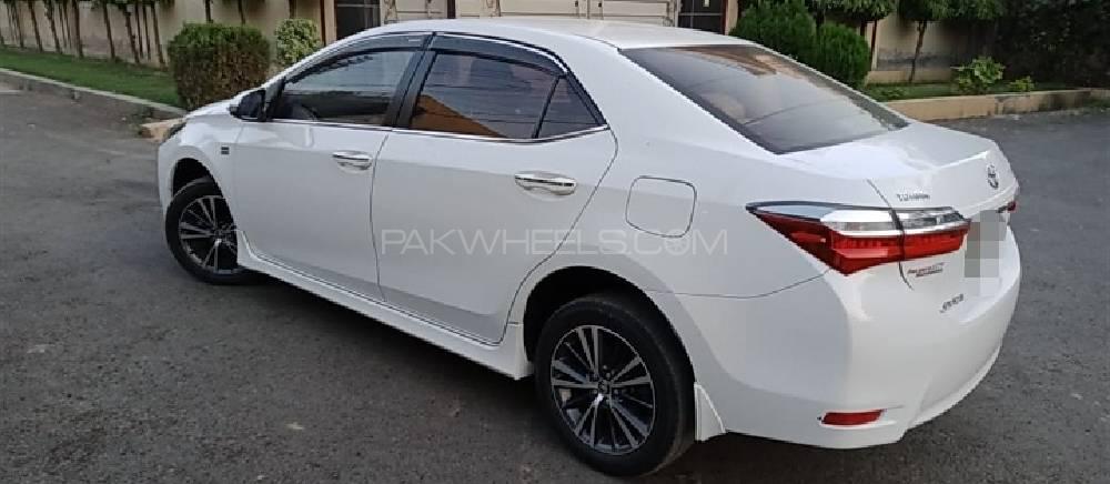 Toyota Corolla 2018 for Sale in Lahore Toyota Corolla 2018 for Sale in Lahore Image-5
