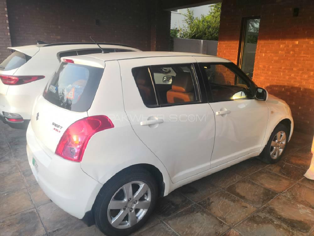 Suzuki Swift 2017 for Sale in Lahore Suzuki Swift 2017 for Sale in Lahore Image-4