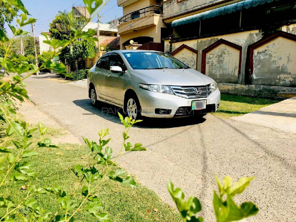 Honda City 2015 for Sale in Lahore Image-1