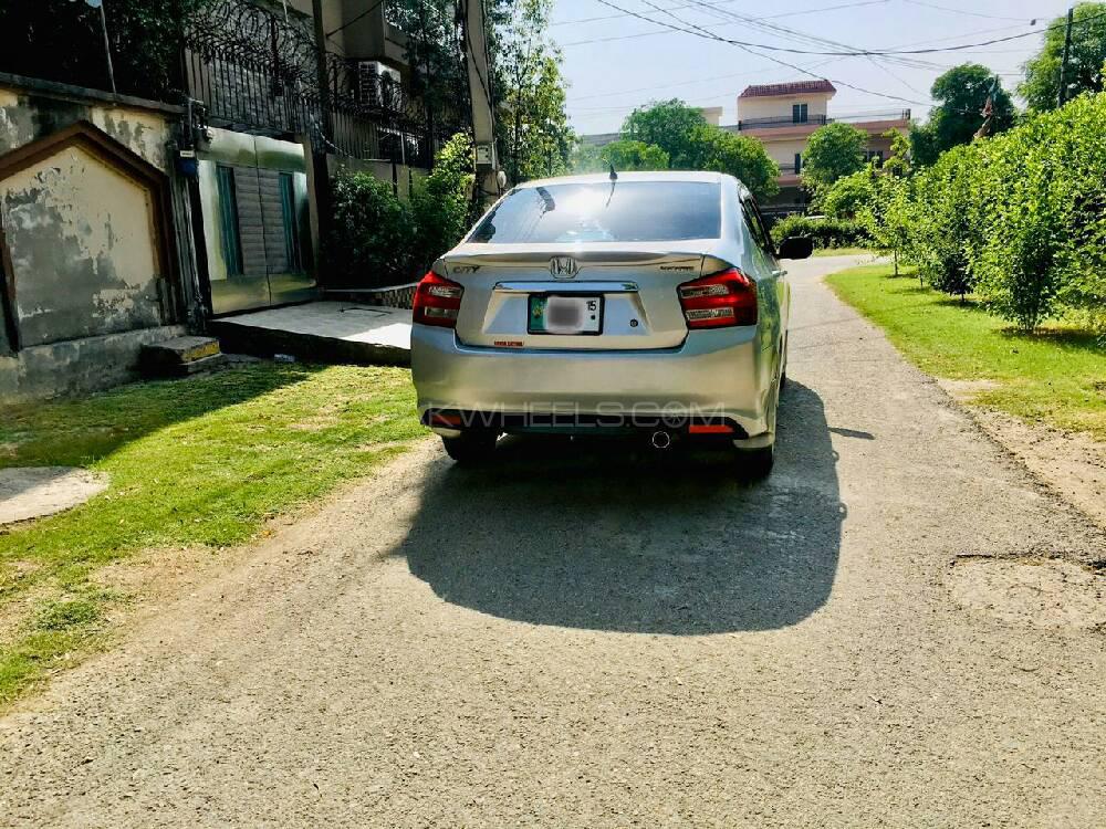 Honda City 2015 for Sale in Lahore Honda City 2015 for Sale in Lahore Image-12