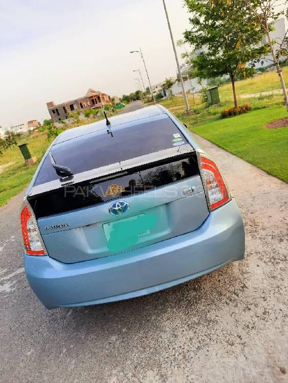 Toyota Prius 2013 for Sale in Lahore Toyota Prius 2013 for Sale in Lahore Image-3