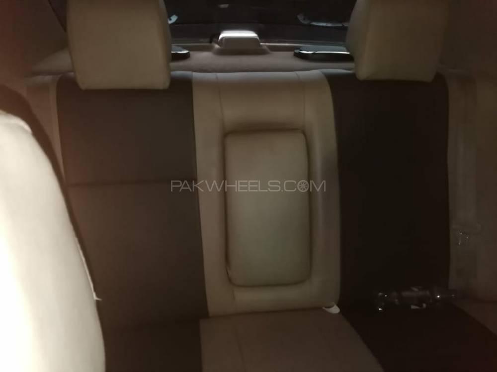 Toyota Corolla 2006 for Sale in Lahore Toyota Corolla 2006 for Sale in Lahore Image-9