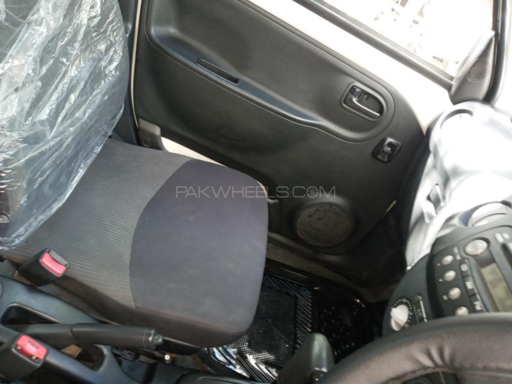 Daihatsu Esse 2010 for Sale in Lahore Daihatsu Esse 2010 for Sale in Lahore Image-5