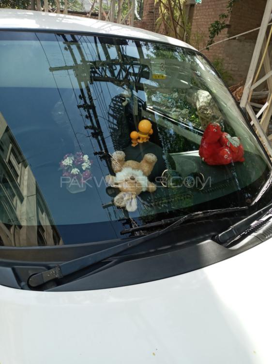Daihatsu Esse 2010 for Sale in Lahore Daihatsu Esse 2010 for Sale in Lahore Image-2