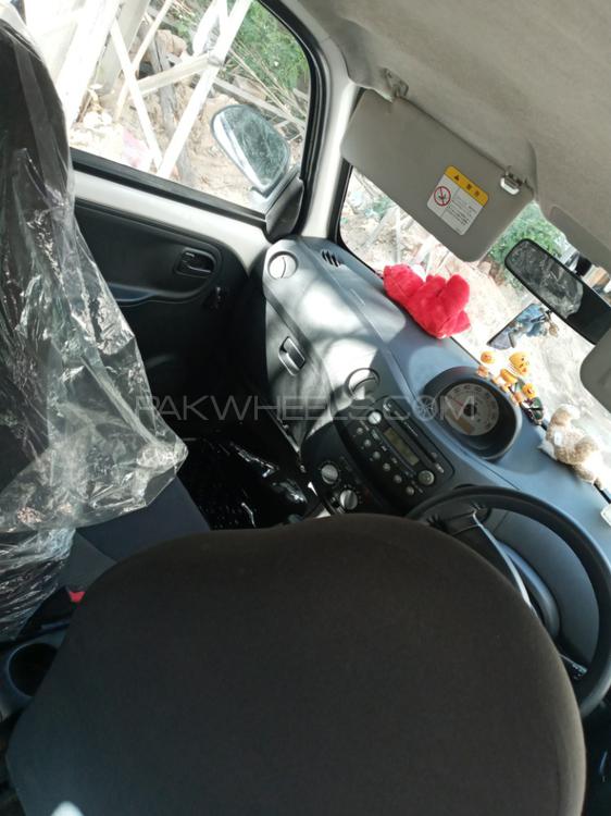 Daihatsu Esse 2010 for Sale in Lahore Daihatsu Esse 2010 for Sale in Lahore Image-9
