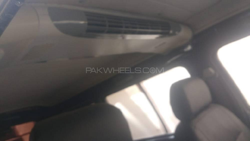 FAW X-PV 2016 for Sale in Bahawalpur FAW X-PV 2016 for Sale in Bahawalpur Image-4