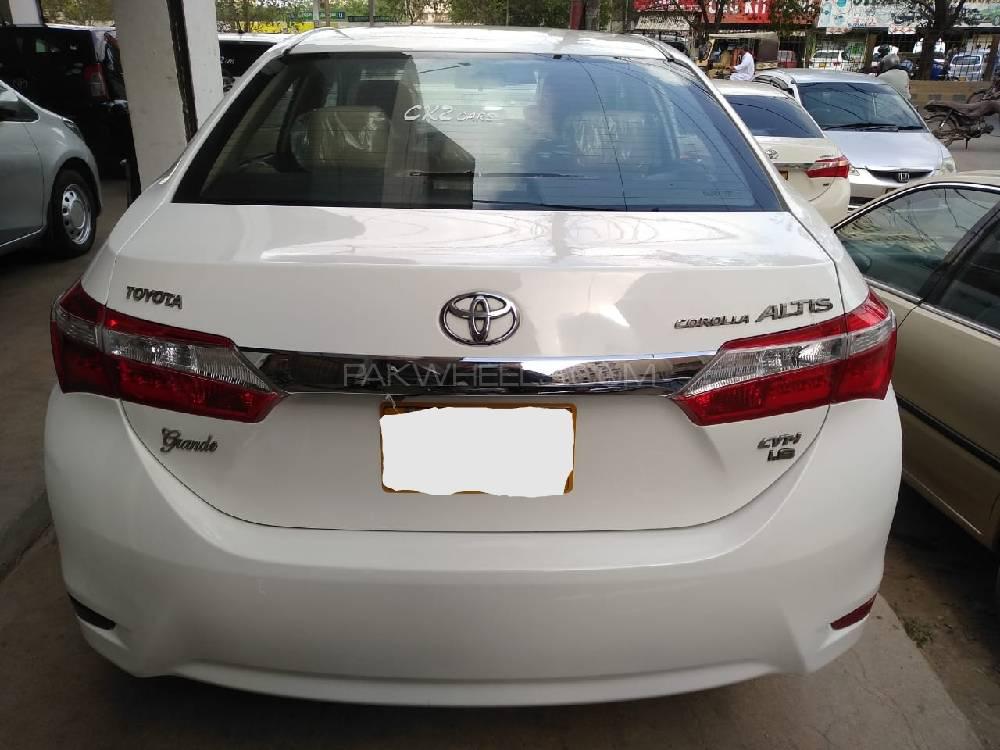 Toyota Corolla 2015 for Sale in Karachi Toyota Corolla 2015 for Sale in Karachi Image-7