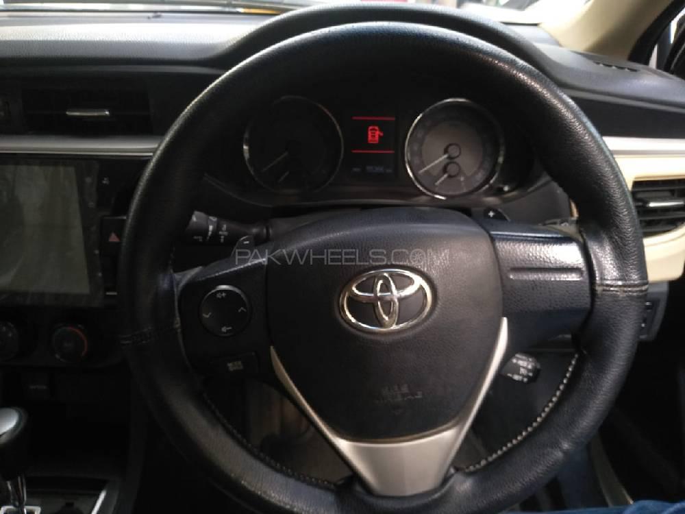 Toyota Corolla 2015 for Sale in Karachi Toyota Corolla 2015 for Sale in Karachi Image-13