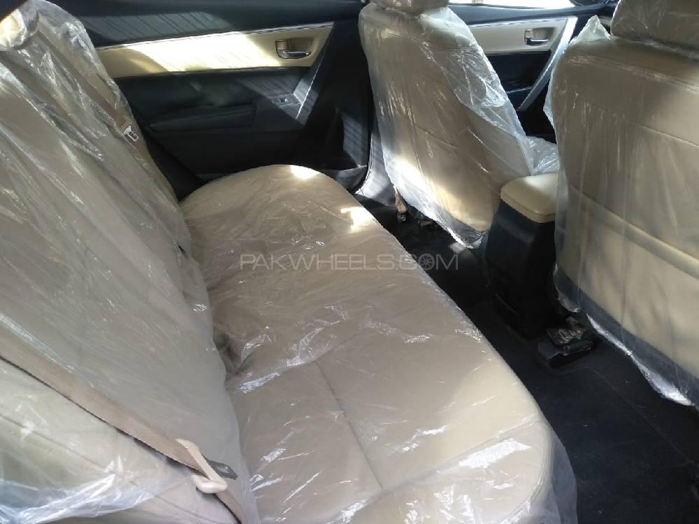Toyota Corolla 2015 for Sale in Karachi Toyota Corolla 2015 for Sale in Karachi Image-14