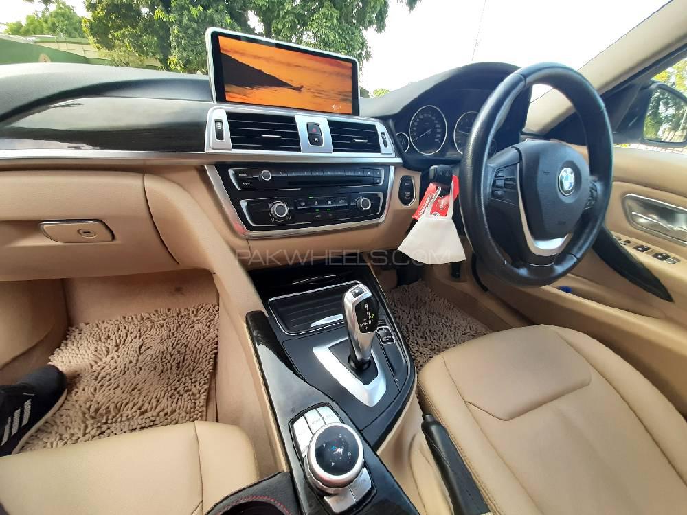 BMW 3 Series 2014 for Sale in Sialkot BMW 3 Series 2014 for Sale in Sialkot Image-8