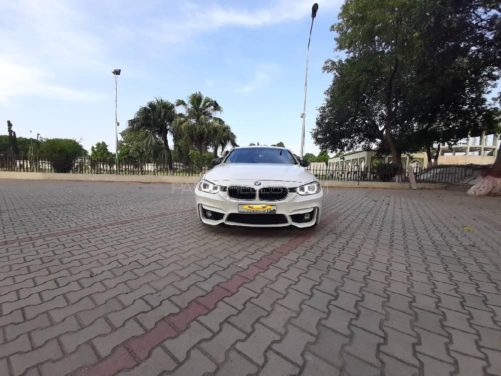 BMW 3 Series 2014 for Sale in Sialkot Image-1