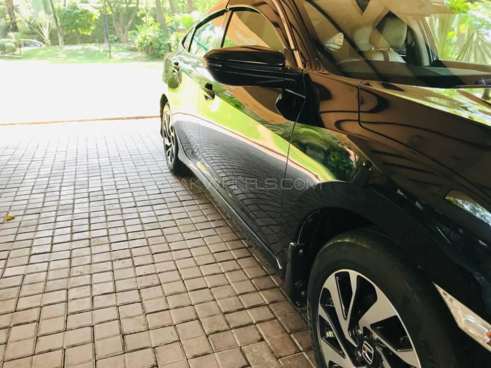 Honda Civic 2017 for Sale in Lahore Honda Civic 2017 for Sale in Lahore Image-9