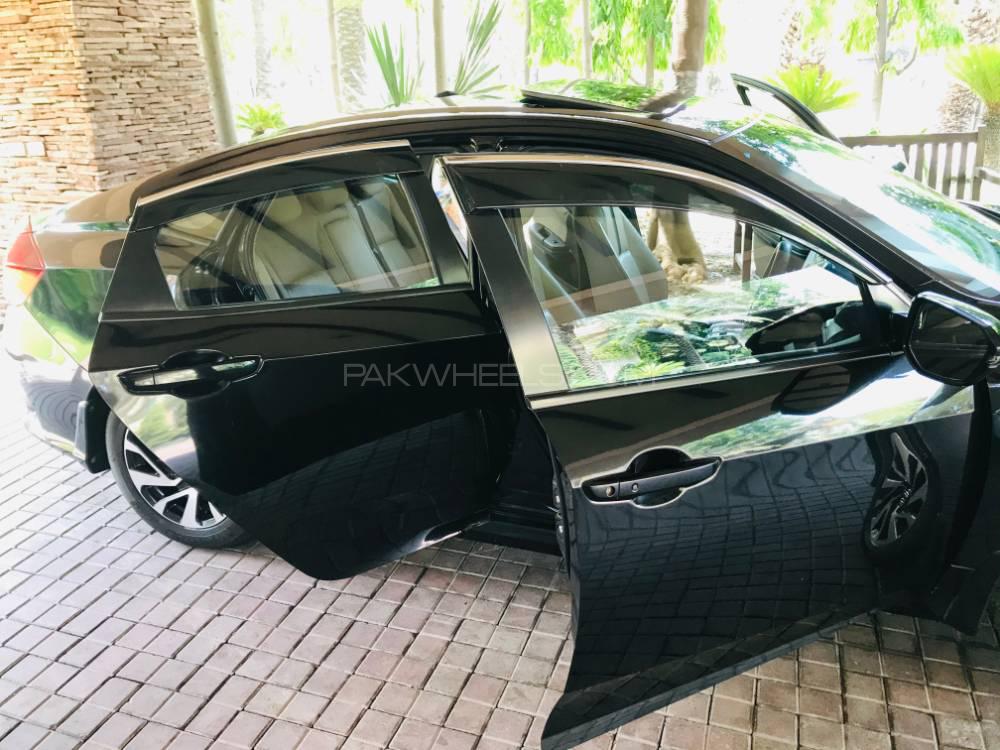 Honda Civic 2017 for Sale in Lahore Honda Civic 2017 for Sale in Lahore Image-12