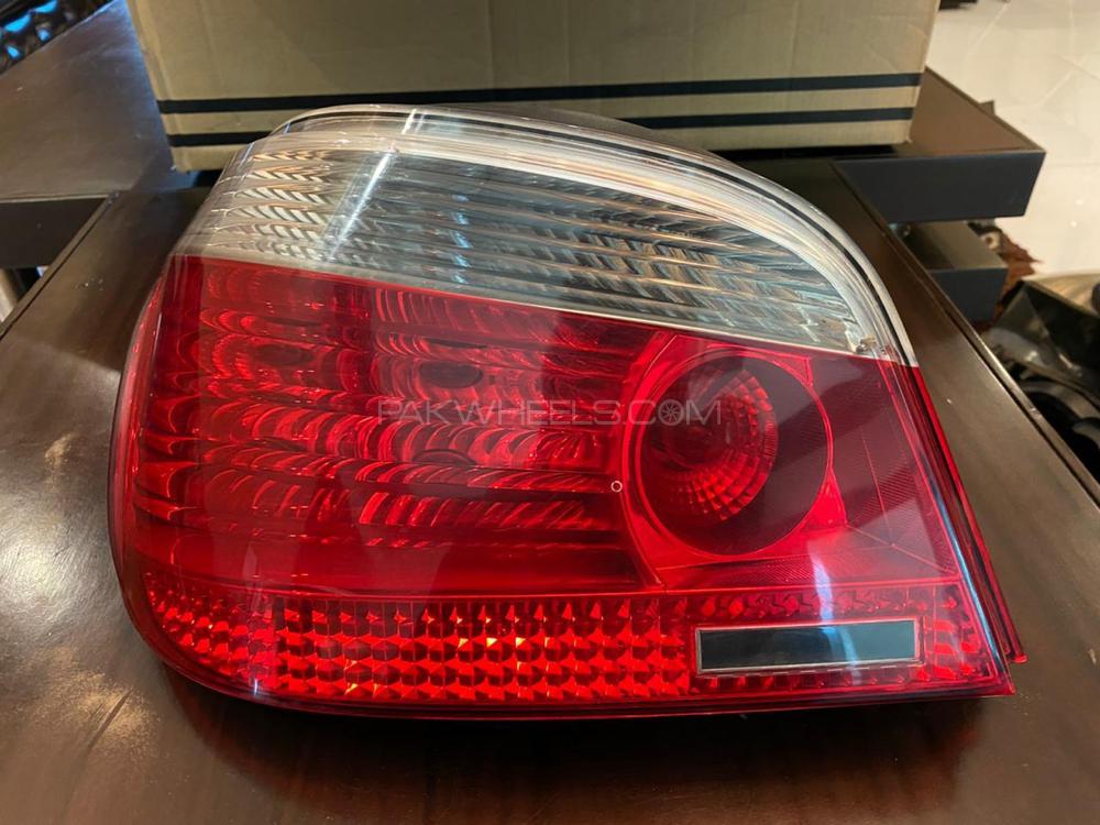 Bmw 5 series oem taillights e60 Image-1