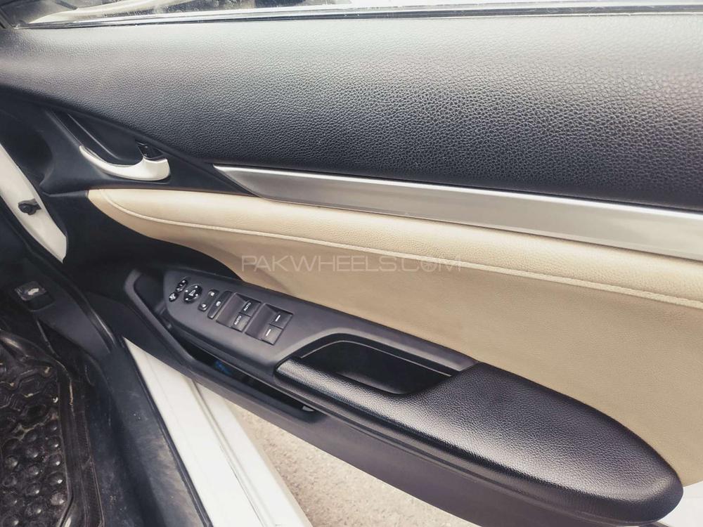 Honda Civic 2017 for Sale in Islamabad Honda Civic 2017 for Sale in Islamabad Image-9
