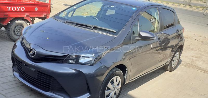 Toyota Vitz 2016 for Sale in Lahore Toyota Vitz 2016 for Sale in Lahore Image-3