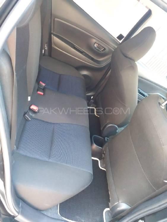 Toyota Vitz 2016 for Sale in Multan Toyota Vitz 2016 for Sale in Multan Image-8