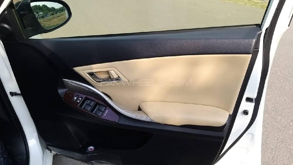 Toyota Premio 2016 for Sale in Lahore Toyota Premio 2016 for Sale in Lahore Image-14