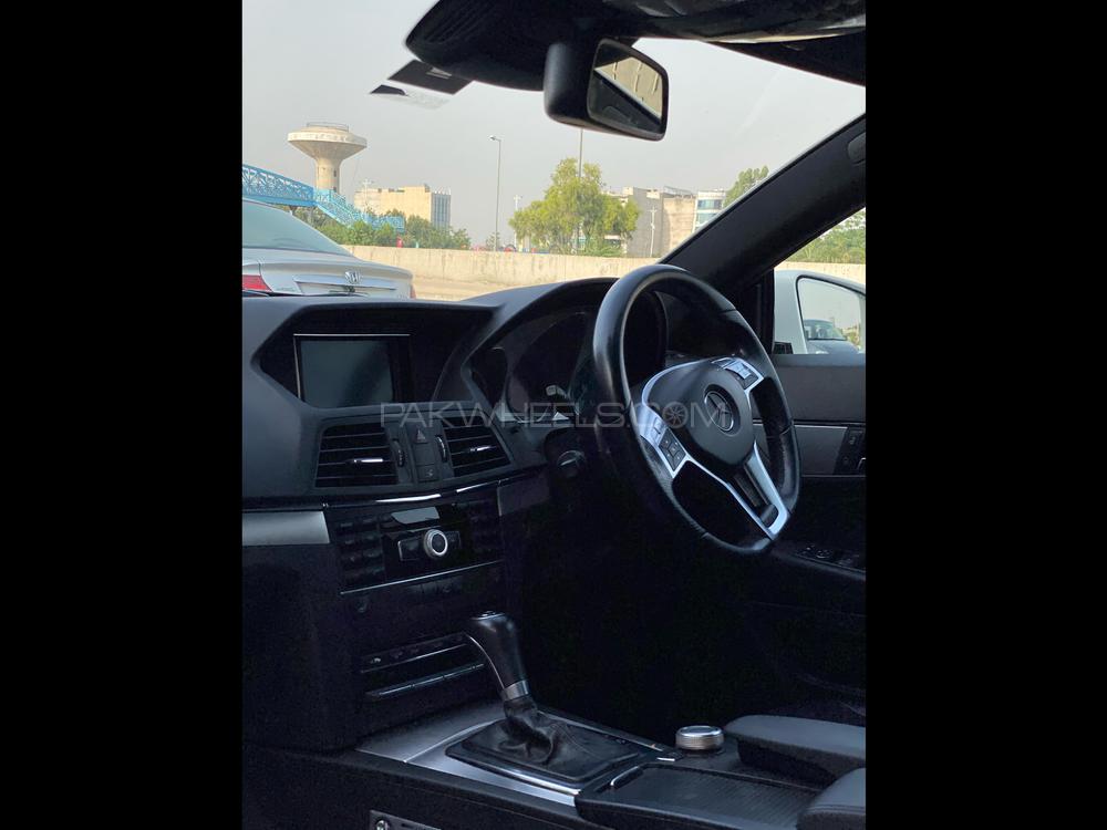 Mercedes Benz E Class Coupe 2012 for Sale in Lahore Mercedes Benz E Class Coupe 2012 for Sale in Lahore Image-7