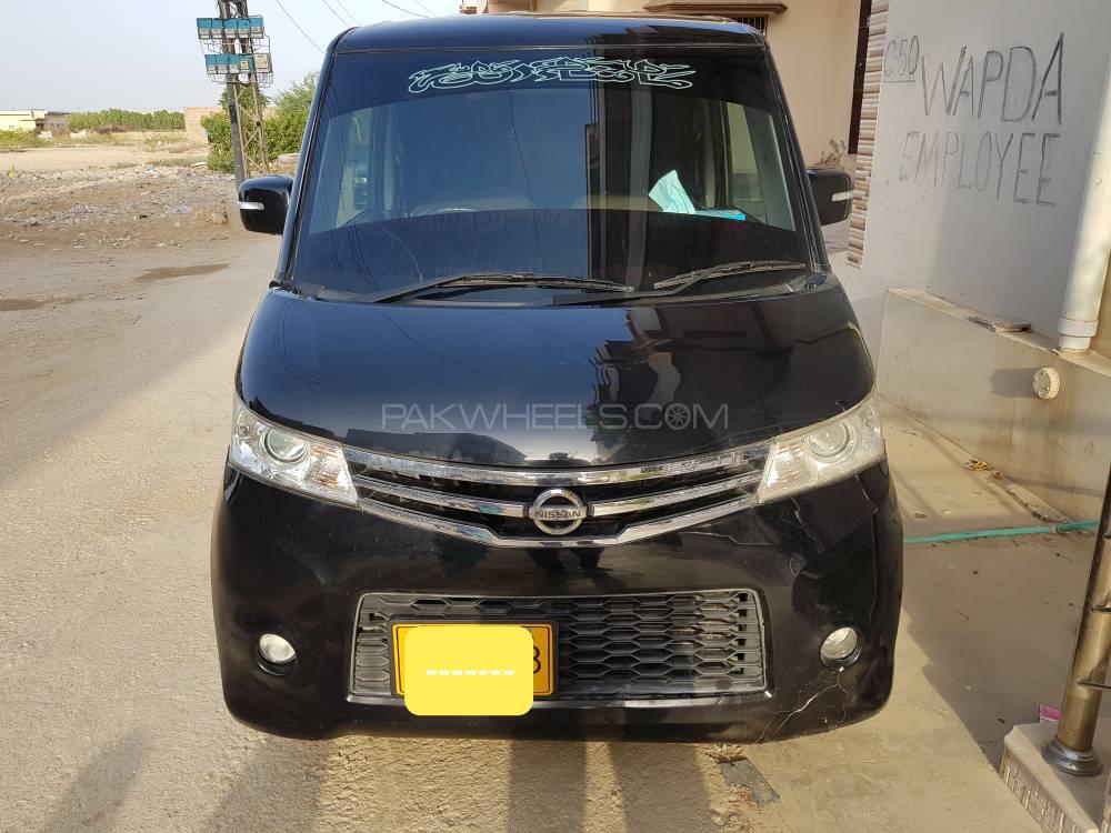 Nissan Roox 2012 for Sale in Hyderabad Nissan Roox 2012 for Sale in Hyderabad Image-3