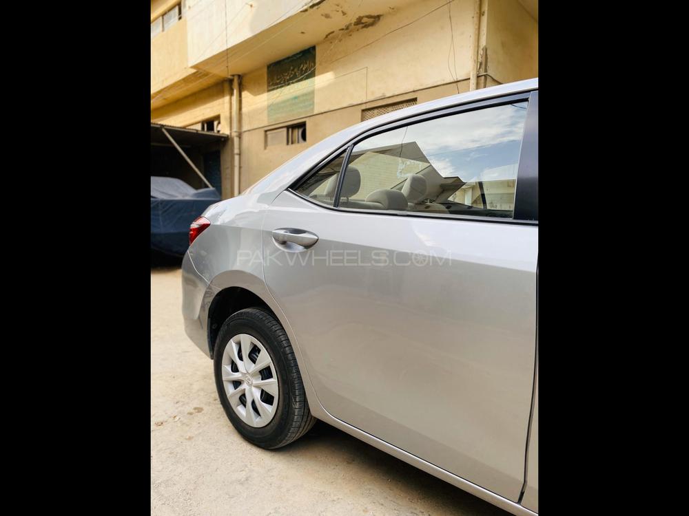 Toyota Corolla 2015 for Sale in Karachi Toyota Corolla 2015 for Sale in Karachi Image-10