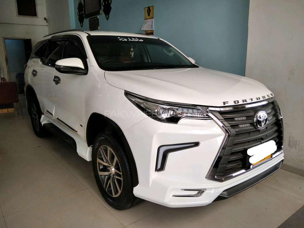 Toyota Fortuner 2018 for Sale in Karachi Image-1