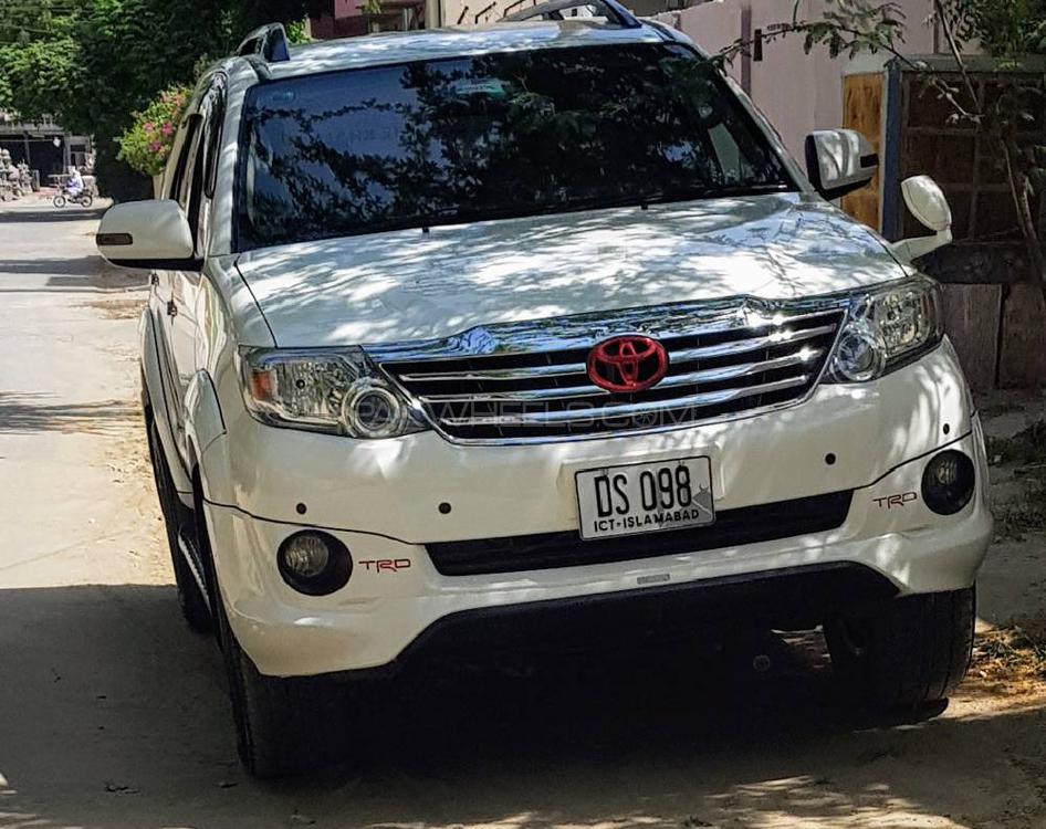 Toyota Fortuner - 2015  Toyota Fortuner - 2015  Image-14
