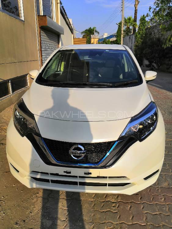 Nissan Note 2017 for Sale in Sialkot Image-1