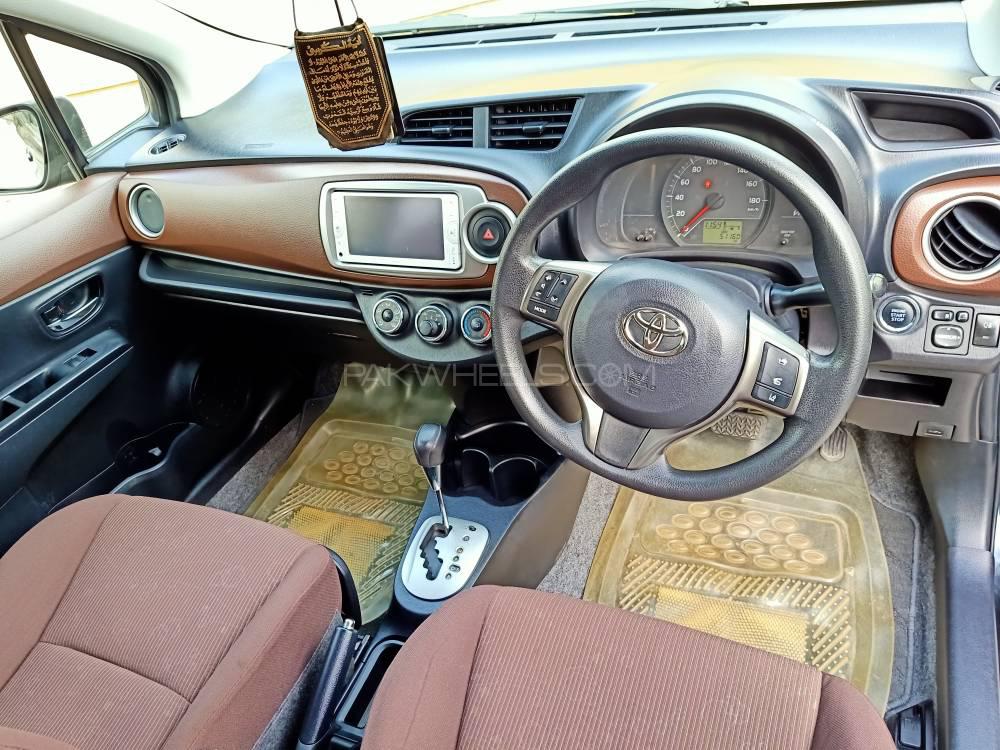 Toyota Vitz 2012 for Sale in Multan Toyota Vitz 2012 for Sale in Multan Image-10