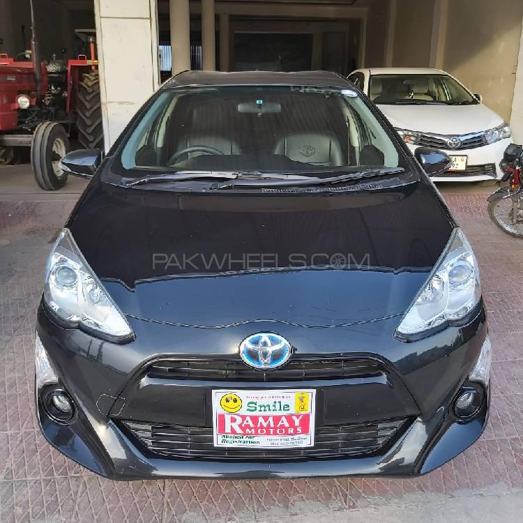 Toyota Aqua 2015 for Sale in Hasilpur Image-1