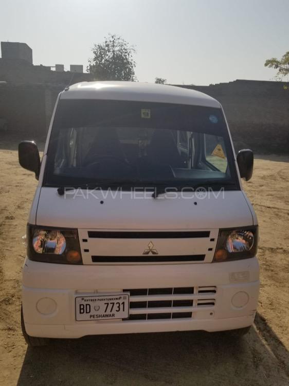 Mitsubishi Minicab 2011 for Sale in Peshawar Image-1