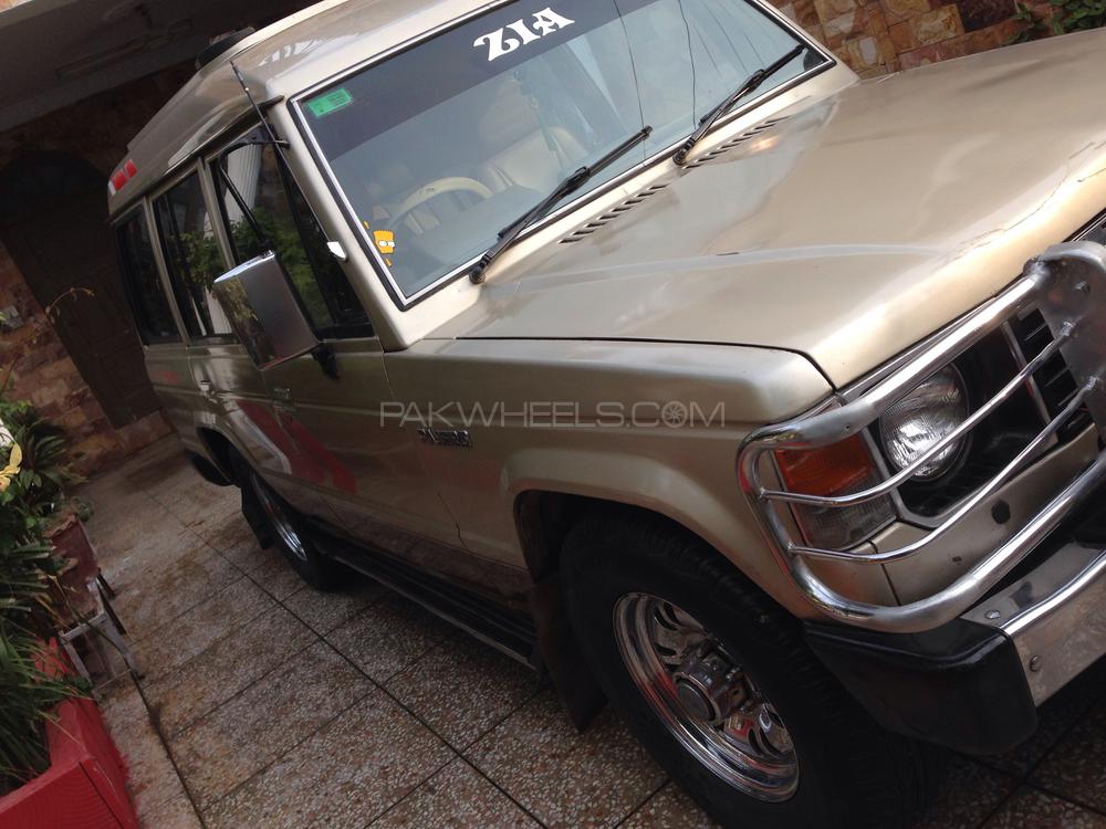 مٹسوبیشی پجیرو 1991 for Sale in پشاور مٹسوبیشی پجیرو 1991 for Sale in پشاور Image-7