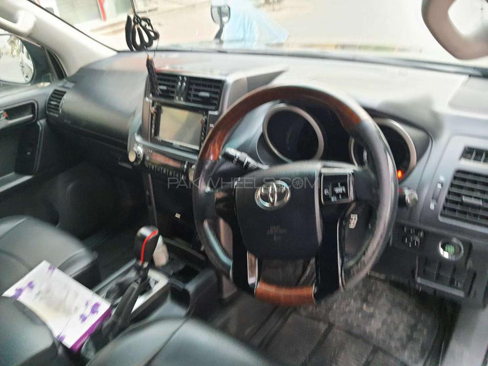 Toyota Prado 2012 for Sale in Multan Toyota Prado 2012 for Sale in Multan Image-9