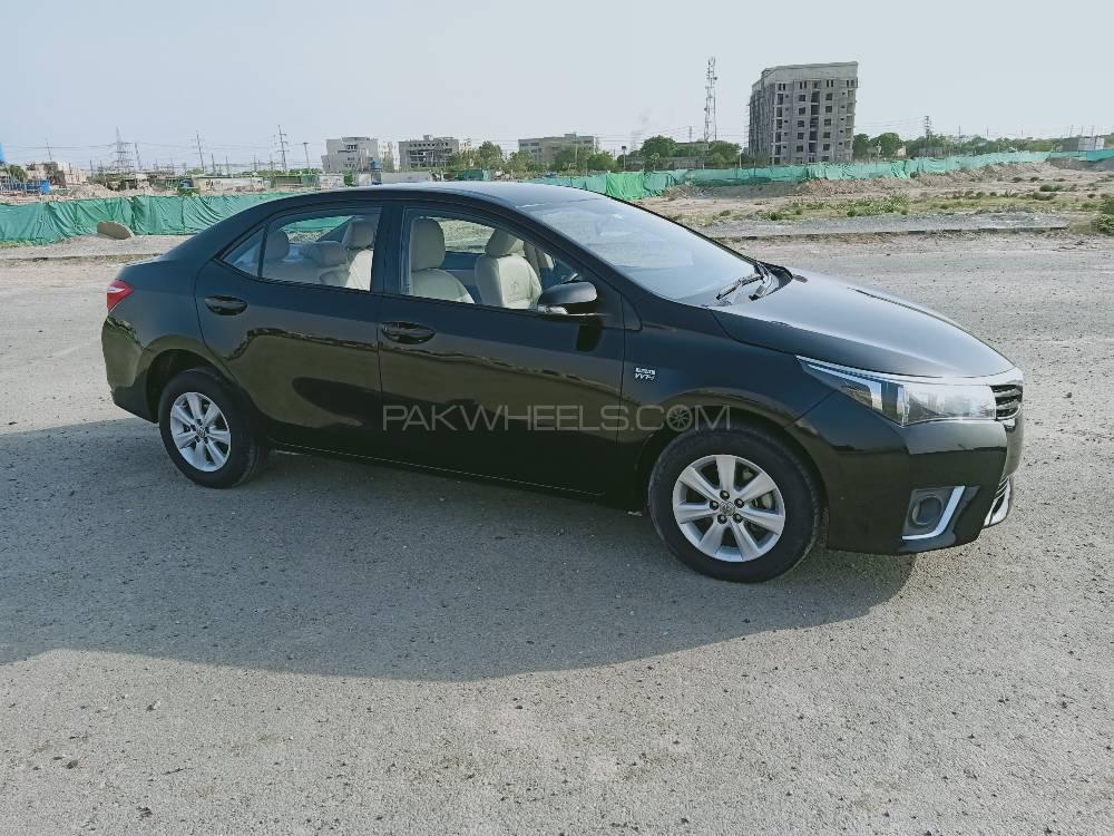 Toyota Corolla 2016 for Sale in Lahore Toyota Corolla 2016 for Sale in Lahore Image-9