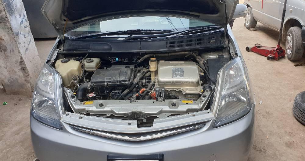 Toyota Prius 2009 for Sale in Peshawar Toyota Prius 2009 for Sale in Peshawar Image-4